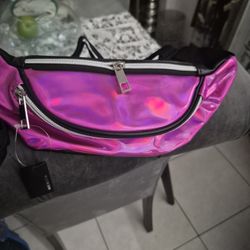 This Take Me Every Day  Very Conftable   Sunner  Fest Game Club Concert  Different Size Diffrent Collot Diffrent  Style  For $3 To $5 