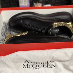 Alexander McQUEEN