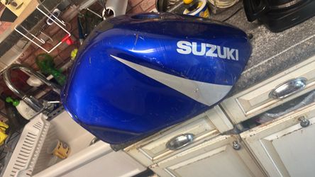 Suzuki gsxr gas tank