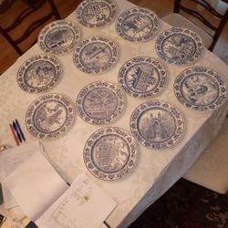 Limited Edition Harvard Law PLATES (12)