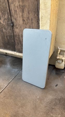 Folding table 4 feet