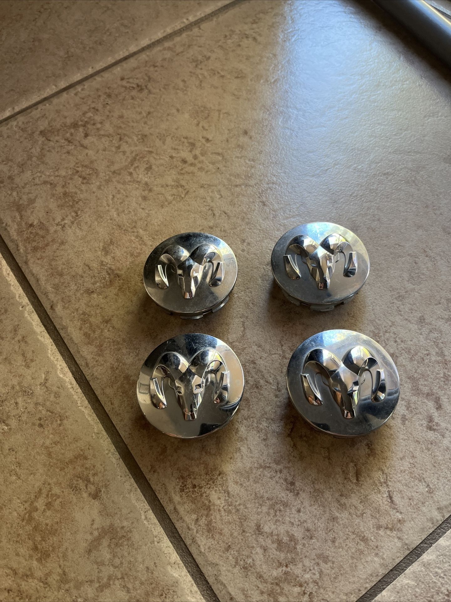 Dodge Ram Center Caps -4