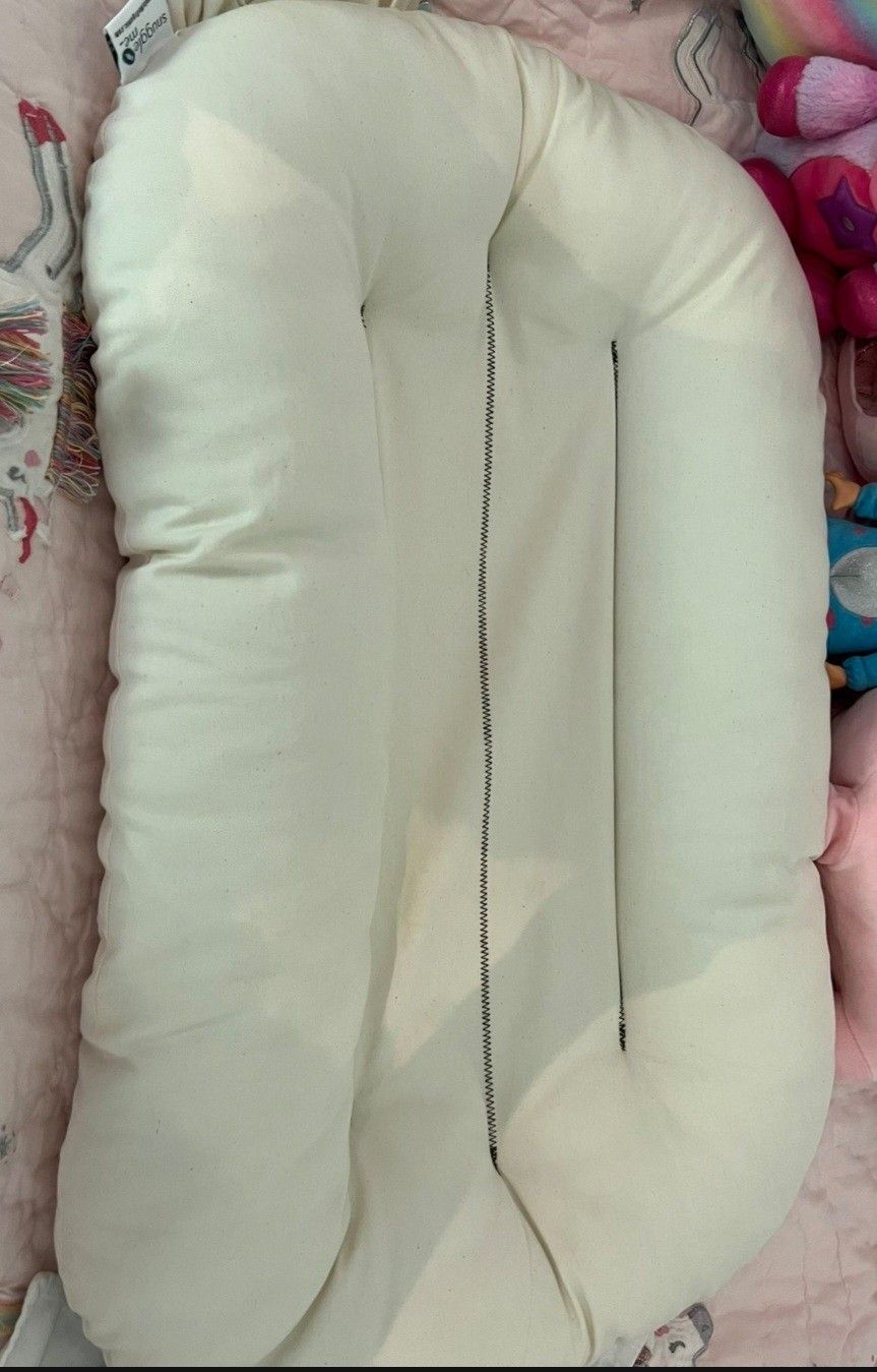 Snuggle Me Baby Lounger