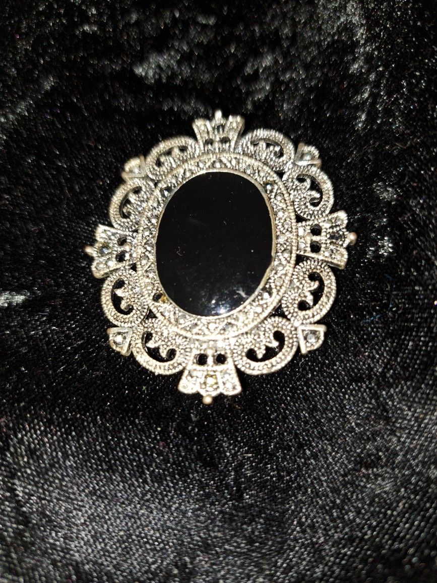 Sparkly Intriguing Vintage Brooch Pin