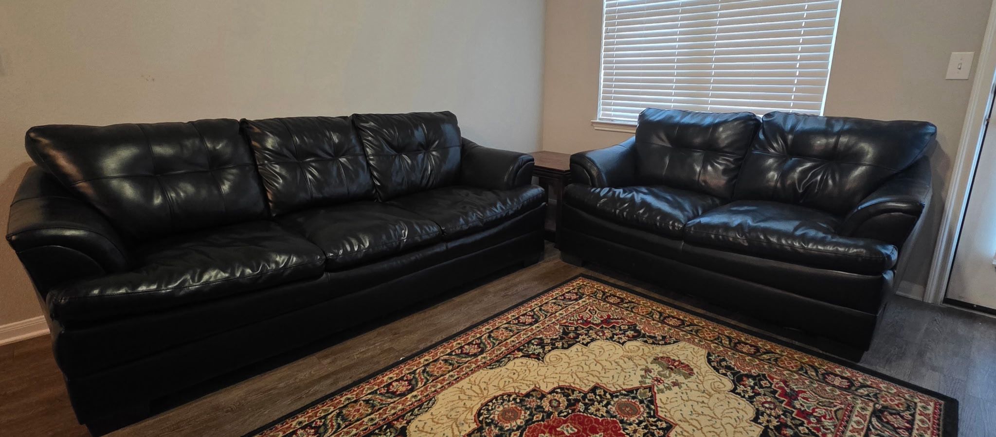 Black Leather Couch And love Seat Combo