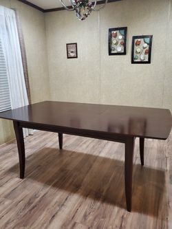 Solid Wood Edgewater 7pc Dining Set