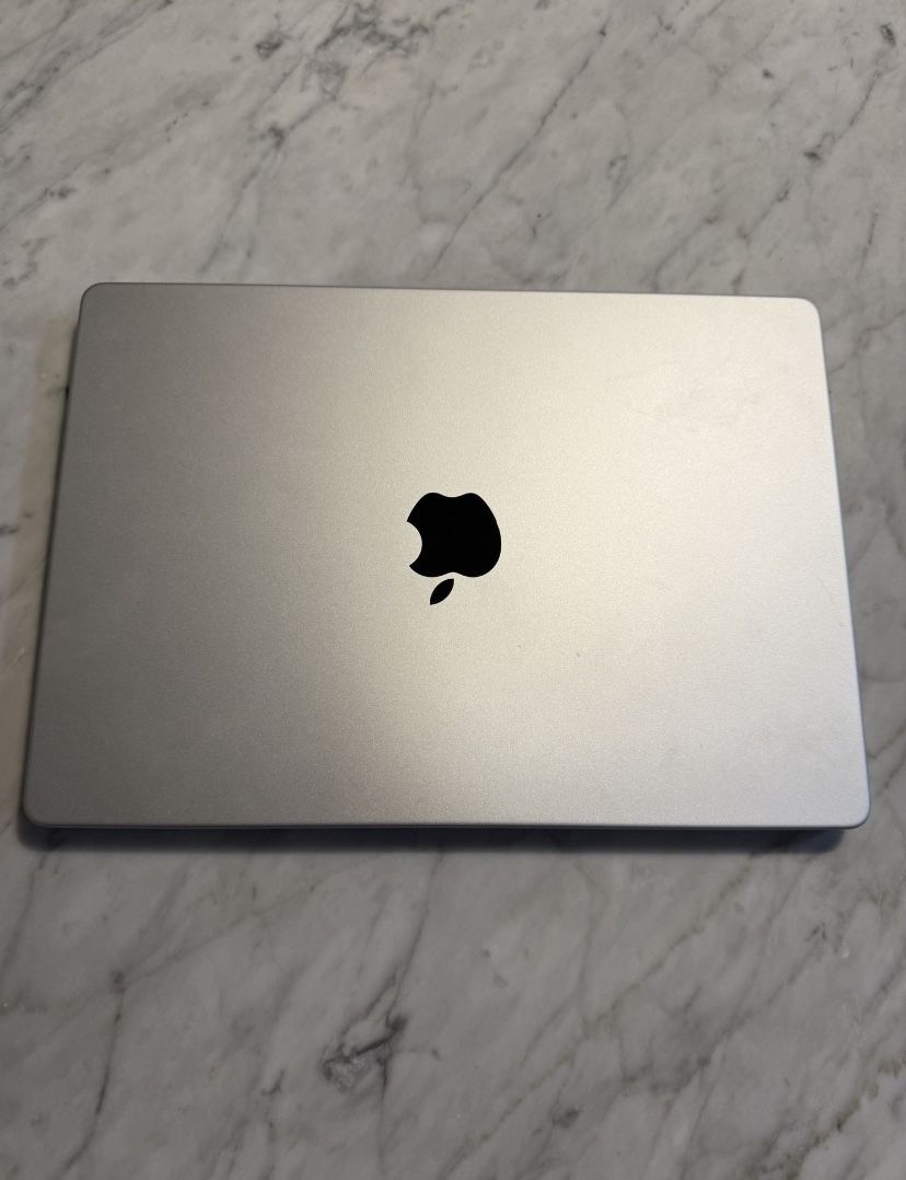 Apple MacBook Pro 14 inch M1 Pro Chip 2021 Newest Design MacBook 512gb Hd 16ram Great Condition Space Grey 84 Cycle Count 