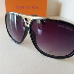 Louis Vuitton Evidence Gold Black Luxury Sunglasses 