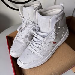Men’s Levi’s White High Top Sneakers Size 10