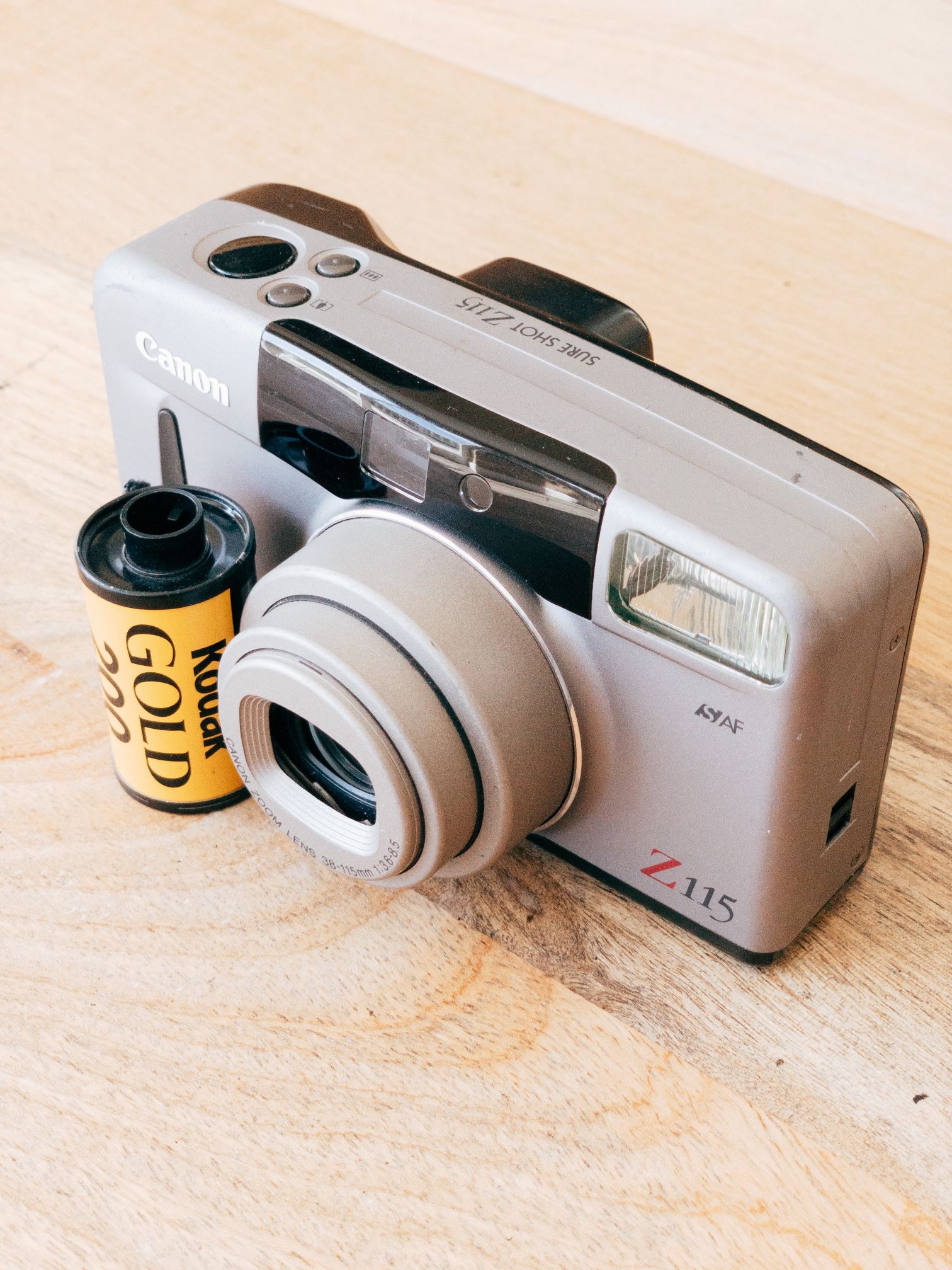 Canon Sure Shot Z115 35mm Film Camera
