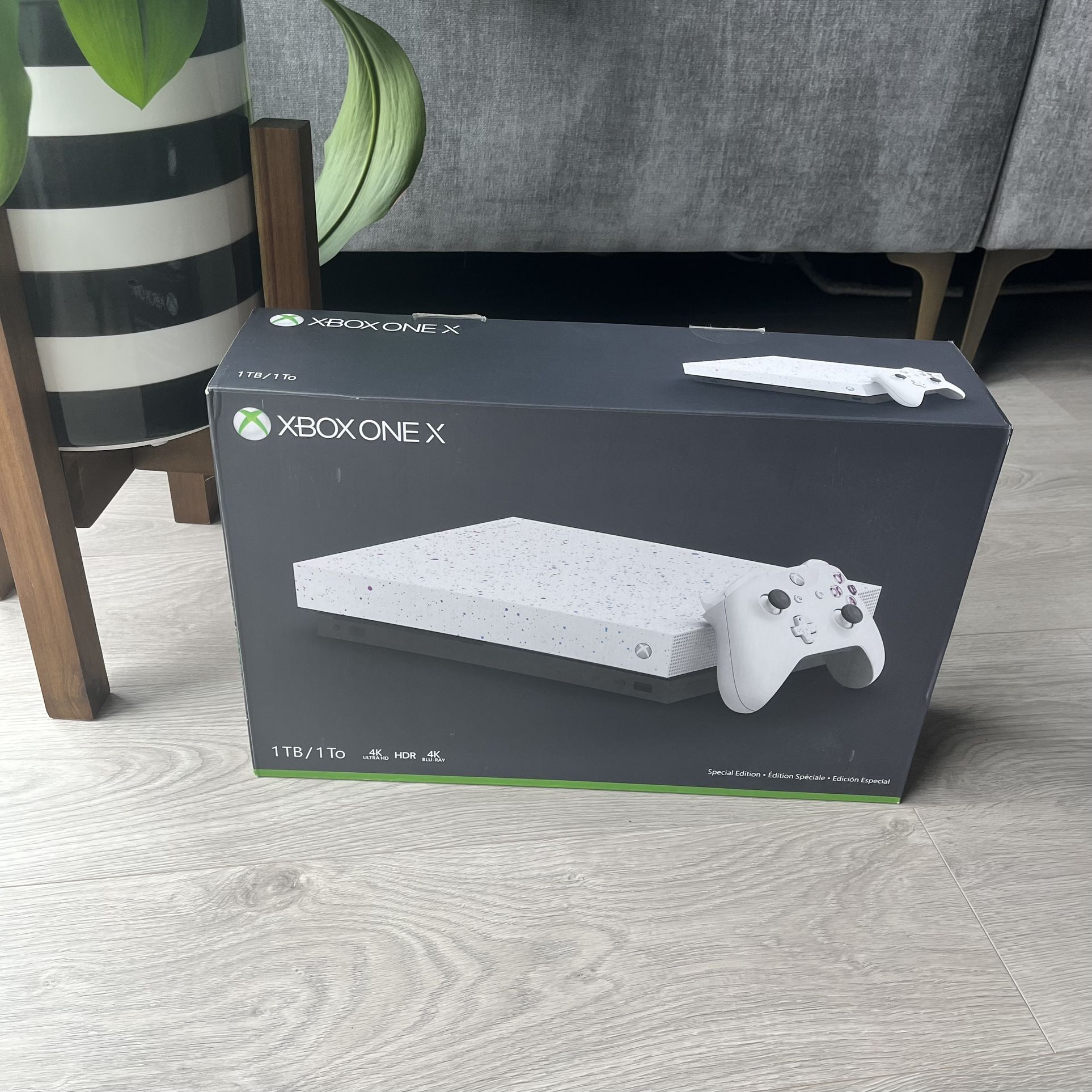 Xbox One X 