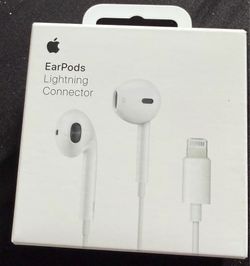 EarPods lightning connector