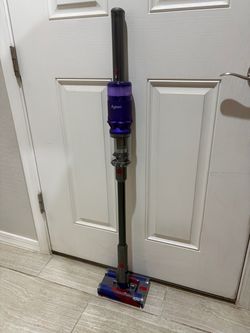Dyson Omni-glide Cordless stick Vacuum