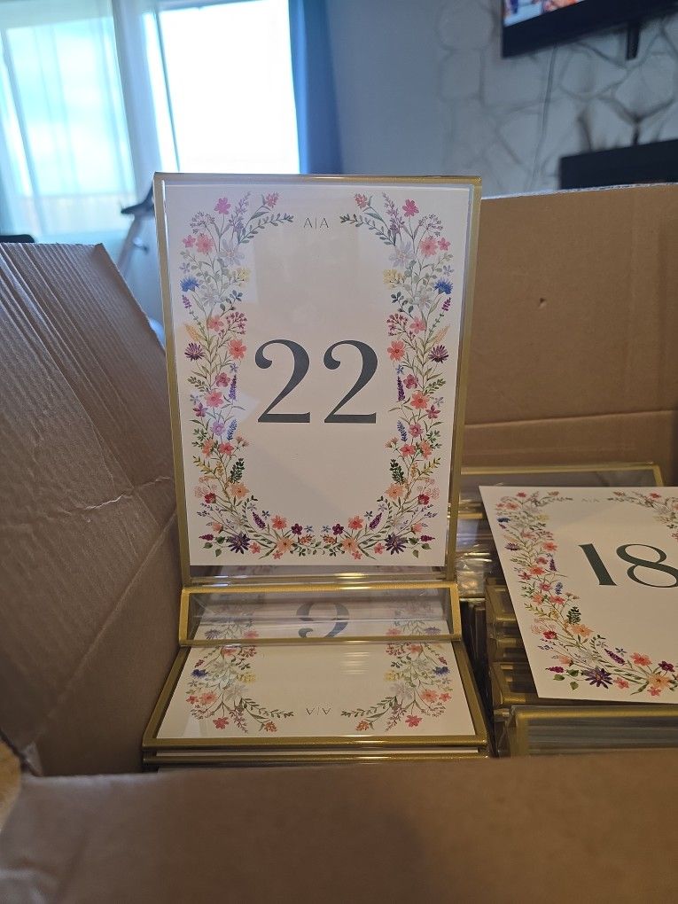 Table Number Holder & Numbers