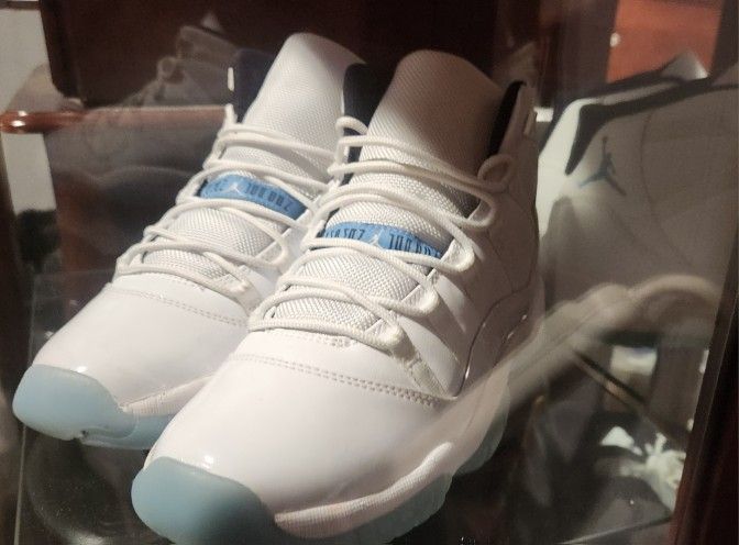 Jordan 11 Legend Blue