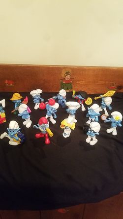 Smurf McDonald toys (2011)