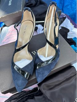New, 2” heel beatiful dress shoes made Italy by: Ron White Size 6 , Blue color w/ black come w/ bag protection. See photo