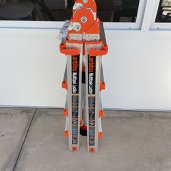 Lanbitou Multitask 14 Ft Aluminum Fold Up Ladder - Brand New Never Used - Still Has Legs Zipped Tied To Ladder From Shipping 
