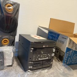 BRAND NEW 2002 Emerson MS9600 Home Audio System