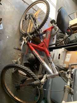 Bike, Mongoose 21 speed 7000 series