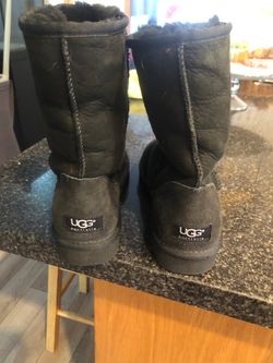 Black Ugg boots