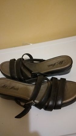 Sandal