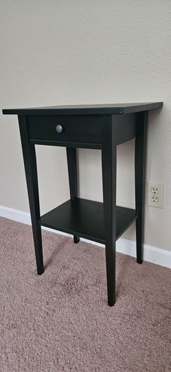 IKEA. SIDE. TABLE
