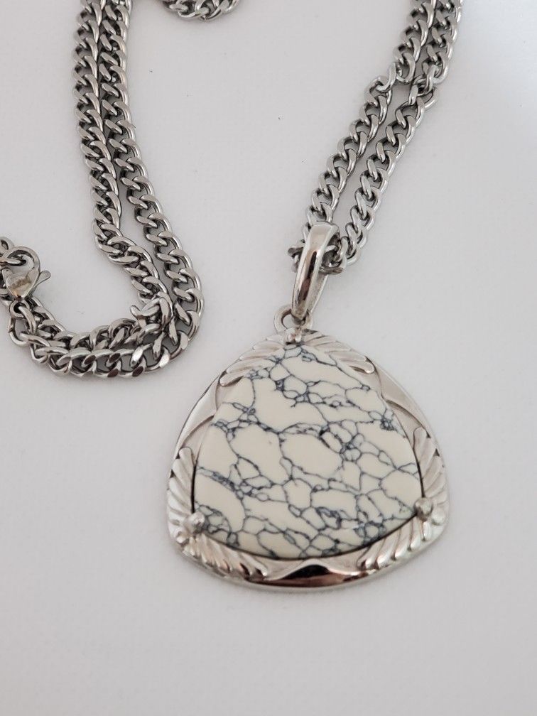 Men's White Howlite Necklace