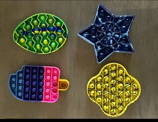 Large pop fidgets