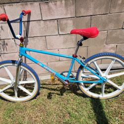 1987 HI-TECH PRO BMX 24-INCH CRUISER 