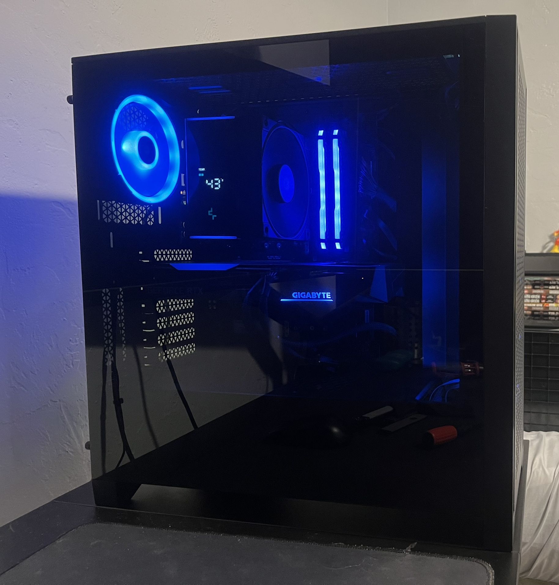 Gaming computer Hi