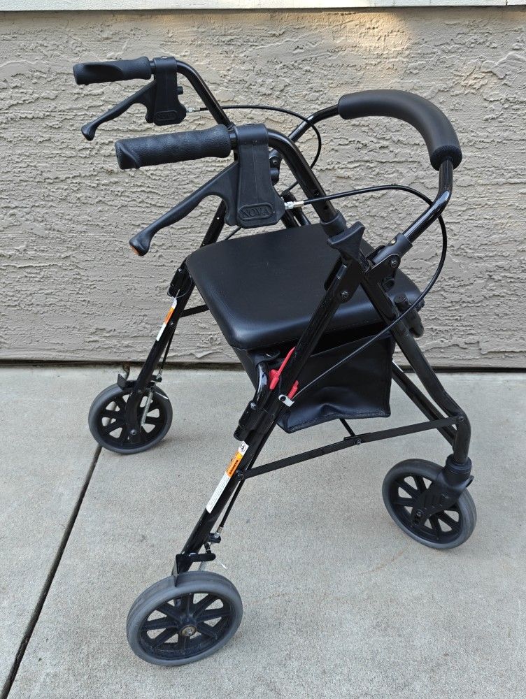 Nova Walker With Seat And Storage