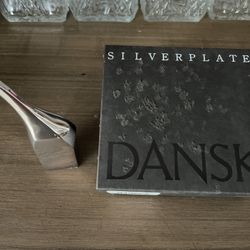 Vintage Dansk Designs Silver Plated Giraffe Paperweight 