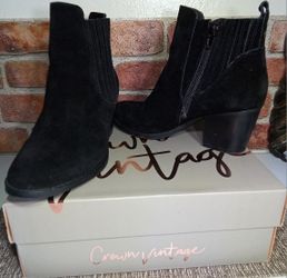 "Cindy" Suede Black Chunk Heel Ankle Boots Crown Vintage Zippered Casual Dressy