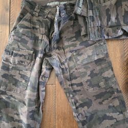 Duluth Fire Hose Flex 32x32