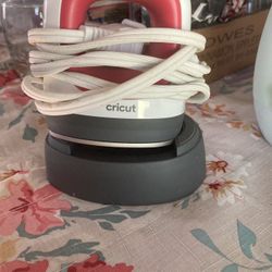 Cricut small Heat Press 