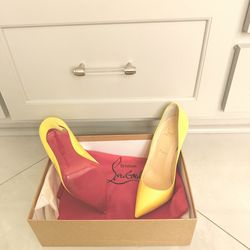 Red bottoms size 8 1/2 like new