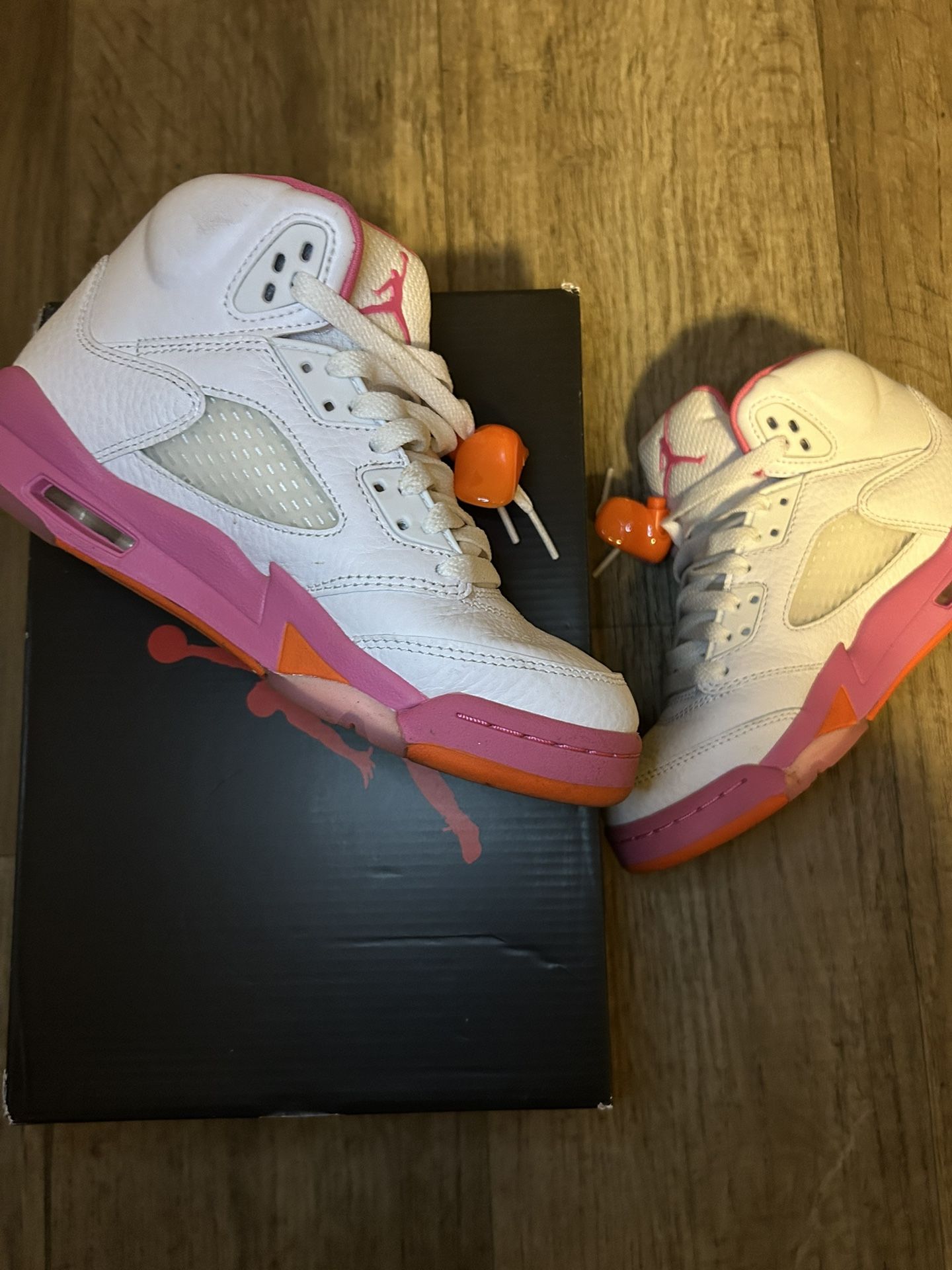 Air Jordan 5 Retro GS – Size 4Y – Gently Worn
