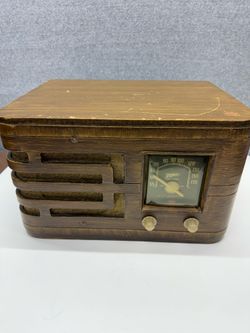 Vintage Zenith 4A04 Tube Radio Art Deco Wood Tabletop Radio Untested As Is