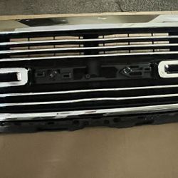 🔥 2014–2019 RAM 1500 OEM Chrome Grille - Cheap Upgrade! 🔥Price: $80 (Priced to sell!)