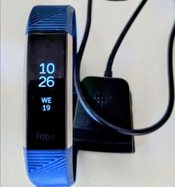Fitbit Alta HR smartwatch sleep fitness heart rate exercise tracker