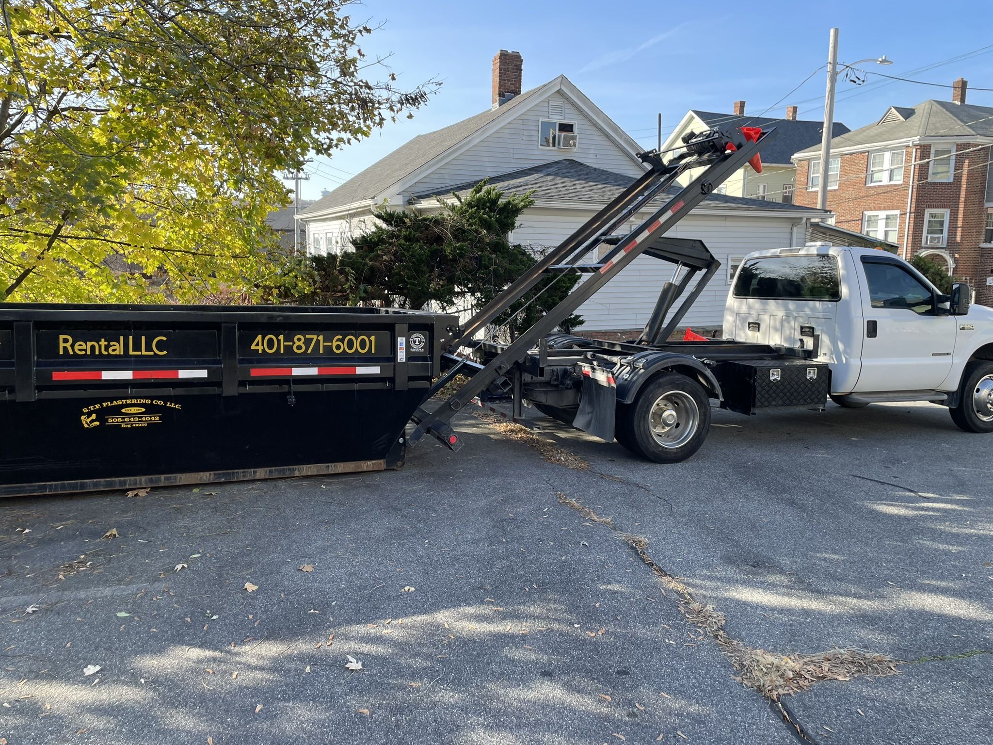 Dumpster 15 Yard.