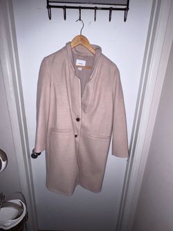 3 Women’s Coats and 3 Women’s Jackets