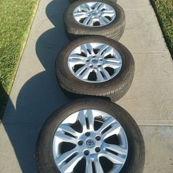 TOYOTA 16  SET OF RIMS AND GOODYEAR TIRES 215/60/16 WITH LIKE 90% LIFE LEFT 5X114.3 SAME AS 5X4.5 BOLT PATTERN 