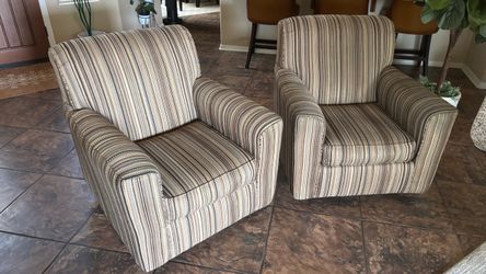 Ashley Furniture SWIVEL Chairs (2)