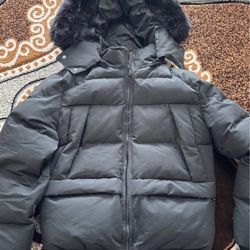 Jordan Craig-size small