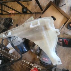 2013 Frightliner Cascadia  Parts