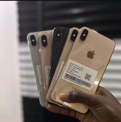 iPhone XS Max unlocked with warranty
