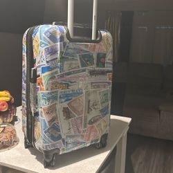 Travel Suitcase 