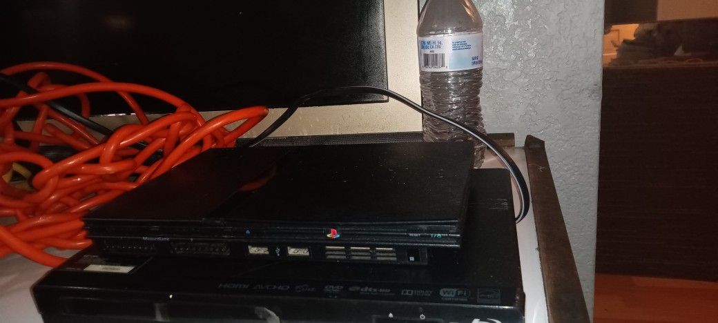 PS2 With Controllers And Cables